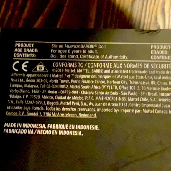 -SEALED- 2019 DIA DE MUERTOS BLACK LABEL SIGNATURE BARBIE - RARE MINT CONDITION! - Picture 9 of 16